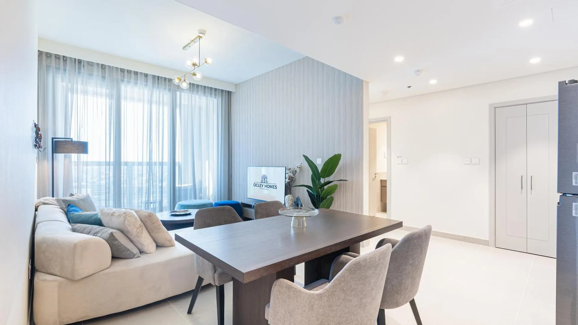 Minimal 1Br Minutes Away From The Dubai Mall